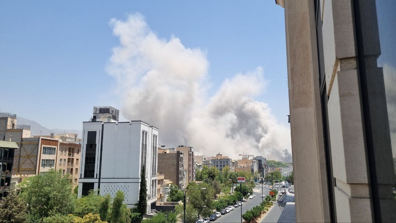فوری: دانشگاه شهید بهشتی هدف حمله قرار گرفت/ حمله دوباره به سایت فردو/ گزارشی از حملات به تهران، کرج، شهرری، قم و زندان اوین