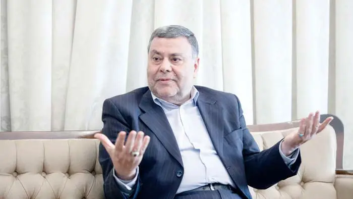 سایه جنگ، نور دیپلماسی
