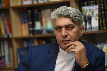 تهدید شهروندان مبنی بر محدود یا مسدود کردن حساب کاربری یا سیم کارت ایشان قانونی است؟