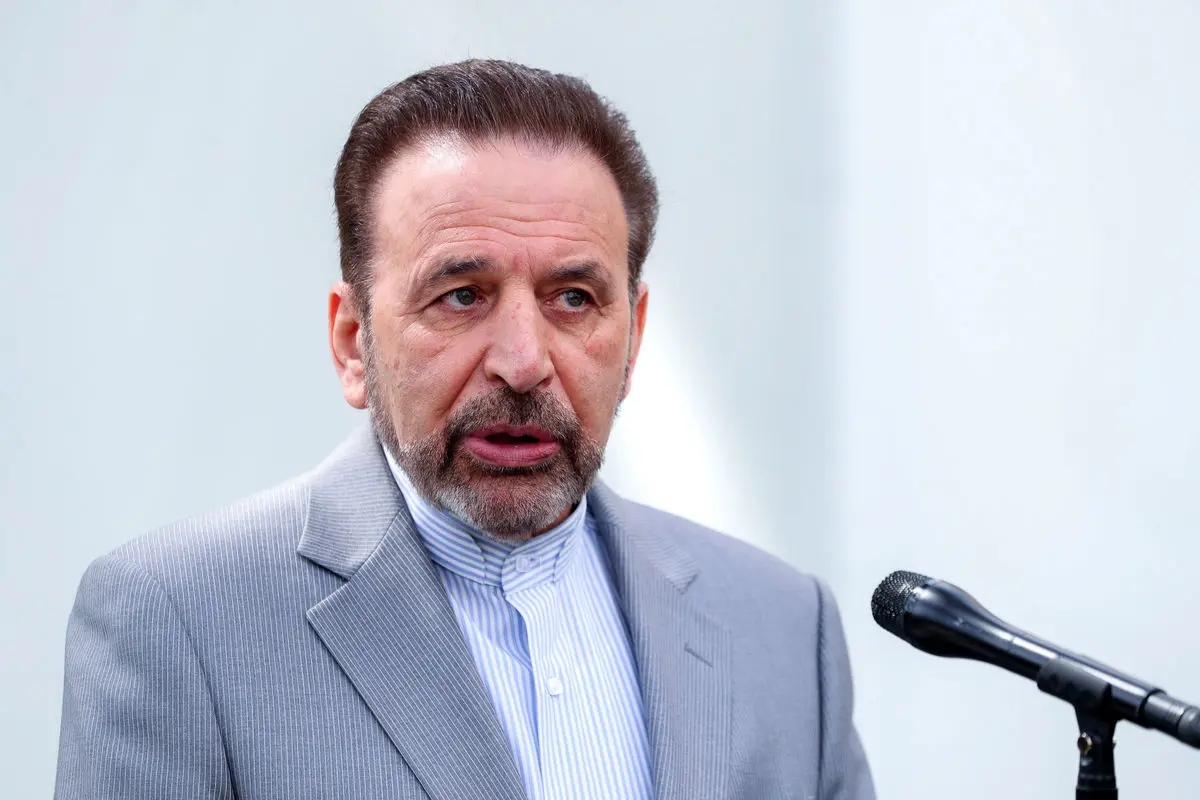 واعظی: حاکمیت، آینده بهتر «مردم ایران» را مولفه اصلی قدرت تلقی کند