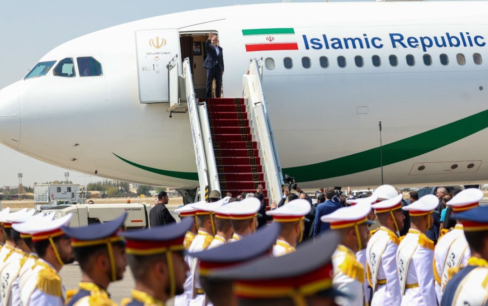 پزشکیان وارد اسلام‌آباد شد