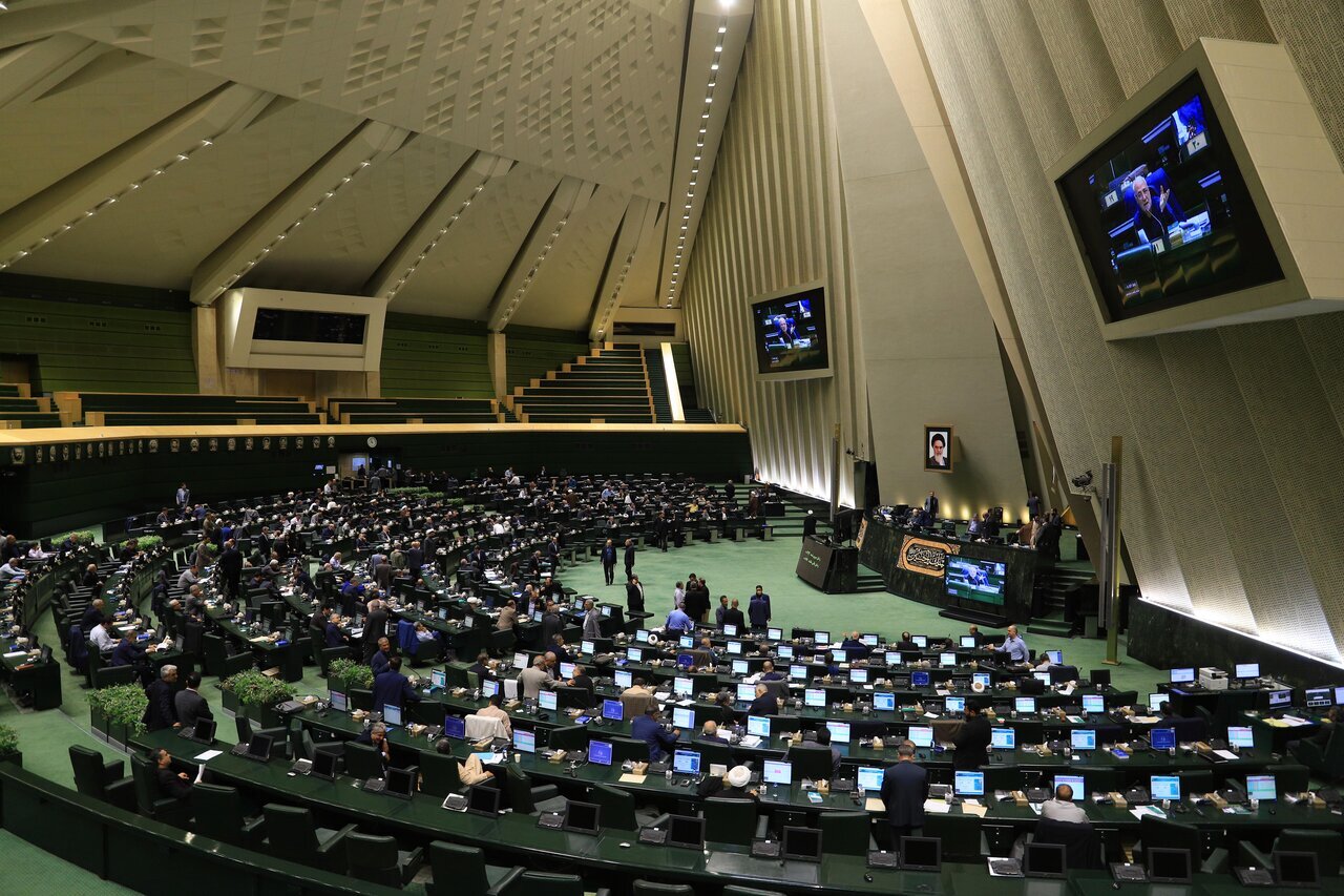 لایحه جنجالی فضای مجازی مسترد شد