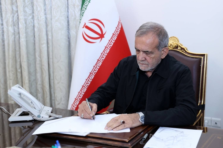 پزشکیان: مرحوم توکلی عمر خود را در راه تلاش برای عدالت سپری کرد