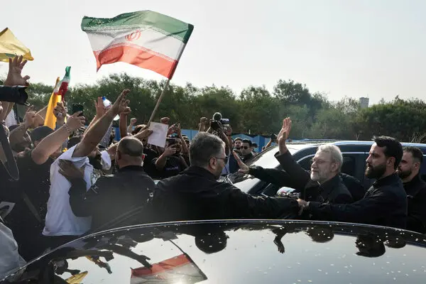 سوریه به هواپیمای حامل «لاریجانی» اجازه استفاده از حریم هوایی‌اش را نداد