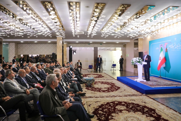 پزشکیان: مردم ایران با وجود دلخوری‌ها، پای کشور ایستادند