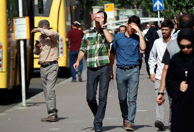 ماندگاری توده هوای گرم در کشور/ تهران ۳۷ درجه