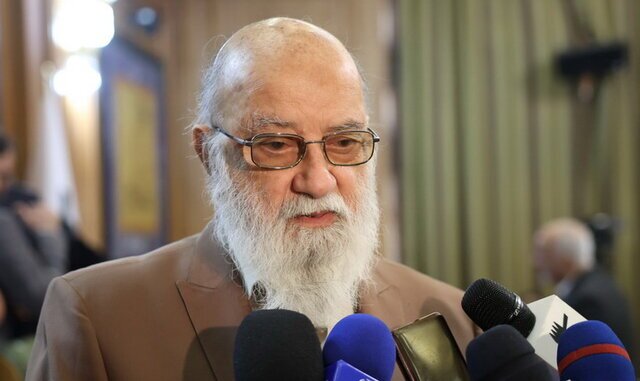 چمران: باید ببینیم آژیر کشیدن در شرایط کنونی ضرورت دارد یا خیر/ تراموا در بوته فراموشی!
