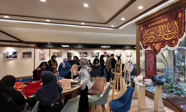 «ایرانِ حسین» در برج آزادی +تصاویر