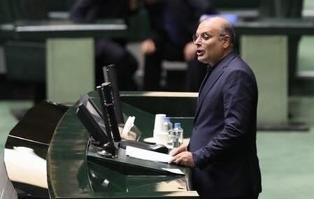 انتقاد از بی‌توجهی به لرستان؛ جنگ تمام شد، یک عده به تنظیمات کارخانه برگشتند