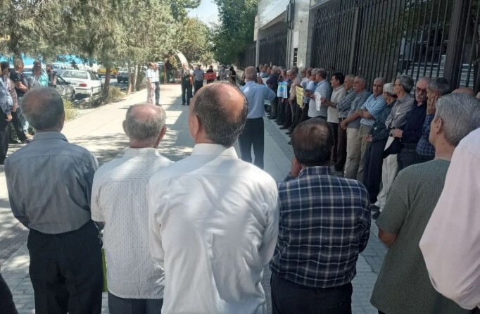 تجمع اعتراضی بازنشستگان در شوش، کرمانشاه، اهواز و رشت