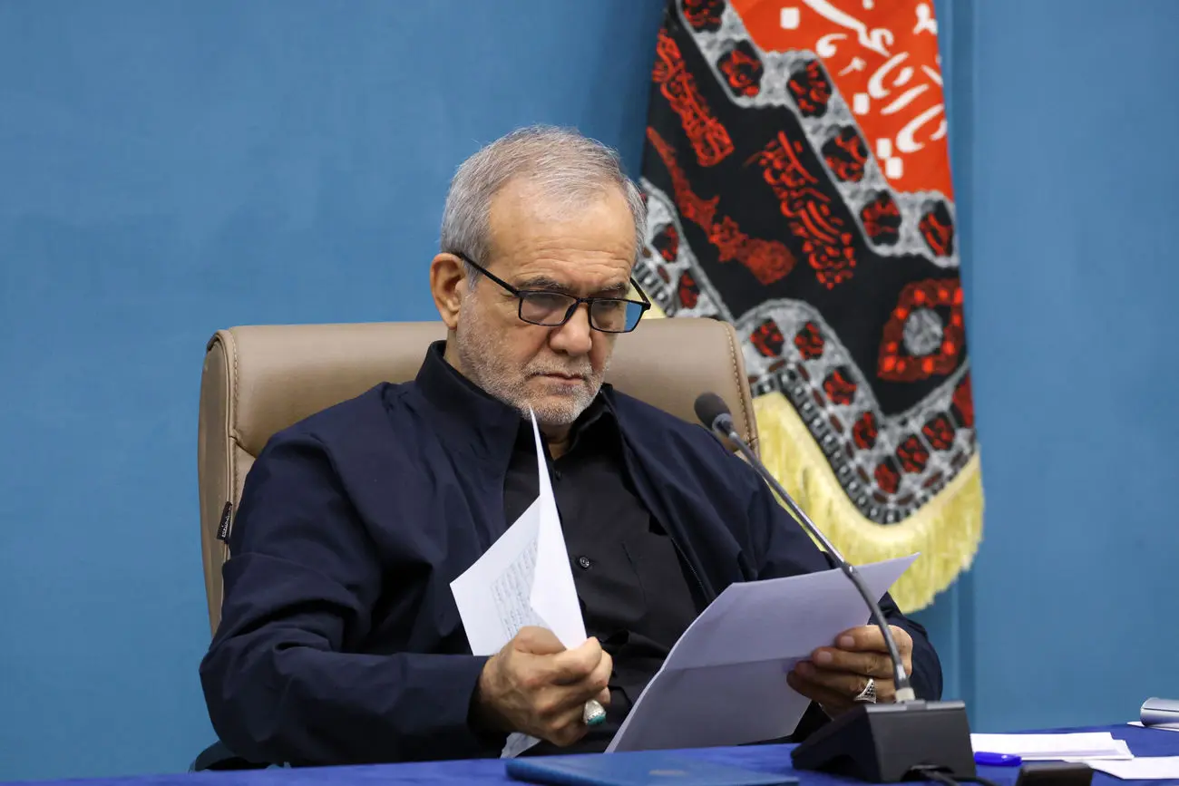 تحریف و تضعیف؛ سیاست یک اقلیت پرصدا