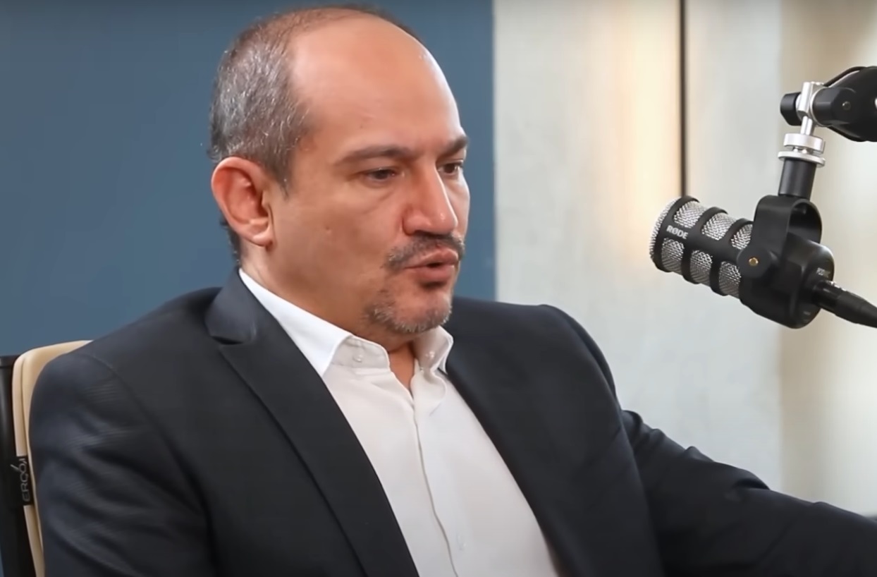 فرزند رحیم صفوی: پدافند روسیه در جنگ ۱۲ روزه یک شلیک موفق نداشت +ویدیو
