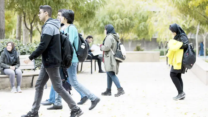 سقوط به میدان فقر؛ بی‌توجهی حاکمیت به حقوق شهروندان