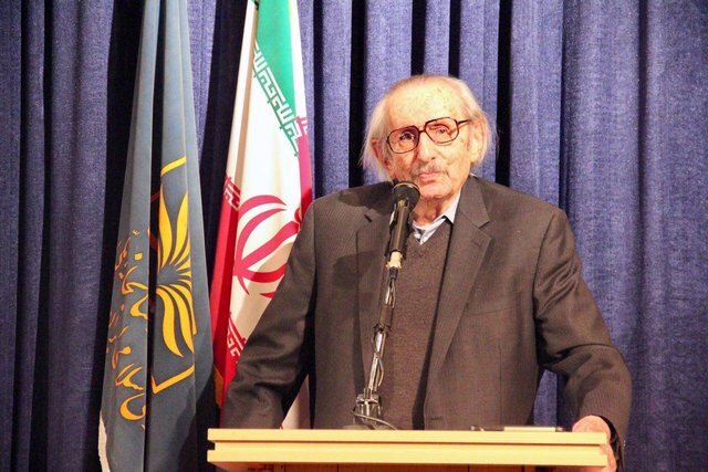 سیروس پرهام، چهره ادبی درگذشت