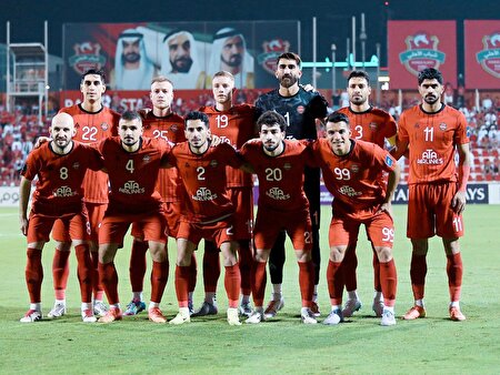 شباب الاهلی ۱ - ۱ تراکتور؛ یک امتیاز، ده نفره