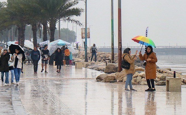 رگبار باران در جنوب و جنوب‌شرق/ تهران ۳۸ درجه