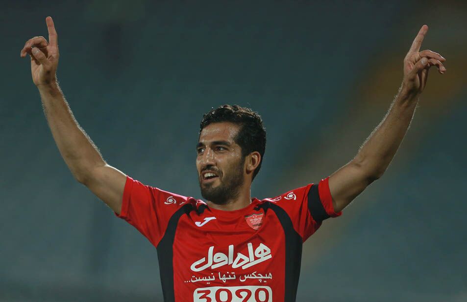 پس از ۱۰ سال؛ امیری از پرسپولیس جدا شد