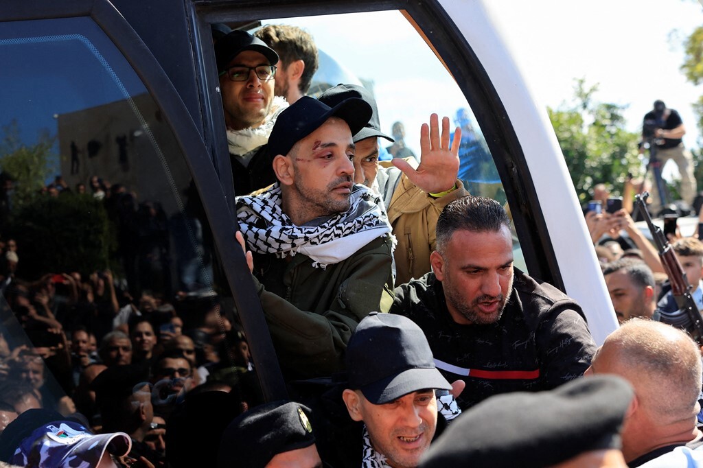 استقبال از زندانیان آزادشده فلسطینی +عکس
