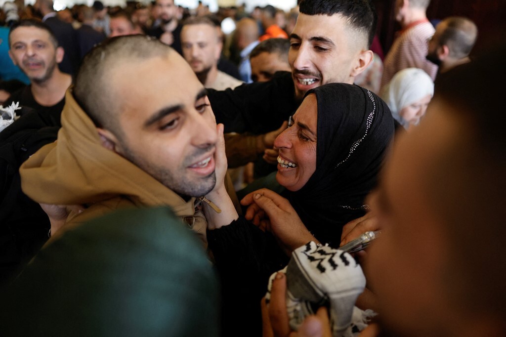 استقبال از زندانیان آزادشده فلسطینی +عکس