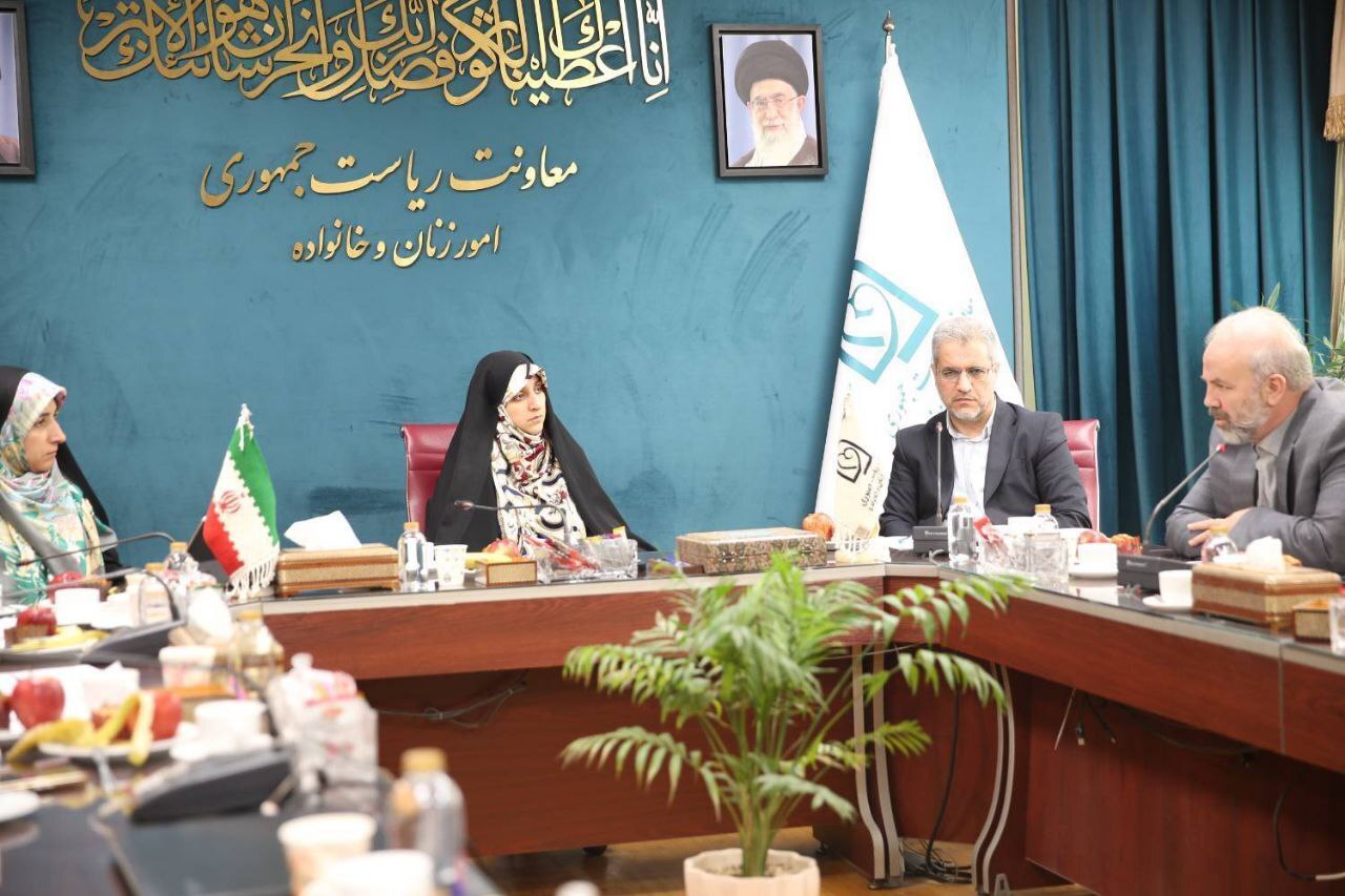 خشونت مردان علیه زنان بیش از ۳۰ برابر خشونت زنان علیه مردان است
