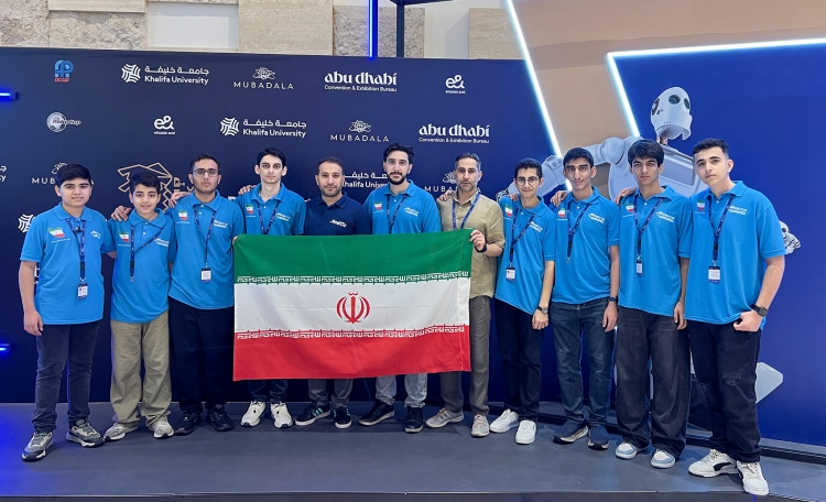 پیام پزشکیان به مناسبت قهرمانی تیم دانش‌آموزی ربوکاپ