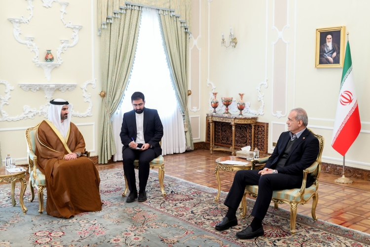 اولویت دولت، توسعه مناسبات اقتصادی است