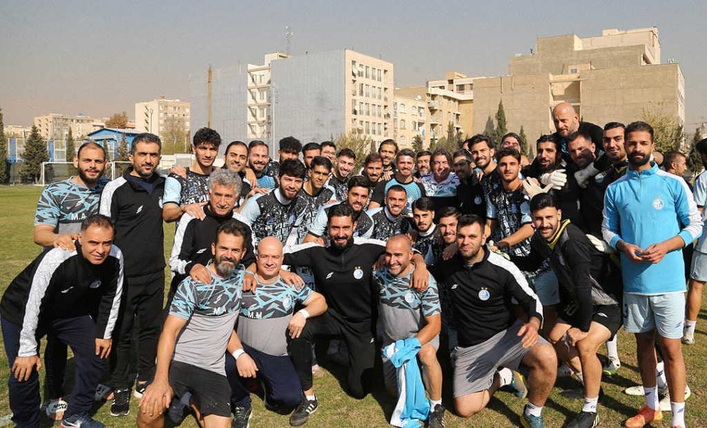 جشن تولد ساپینتو برای غفوری +عکس