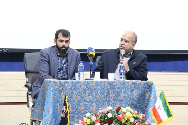 خضریان: بانک آینده ۳۵۰ همت بدهکار بود