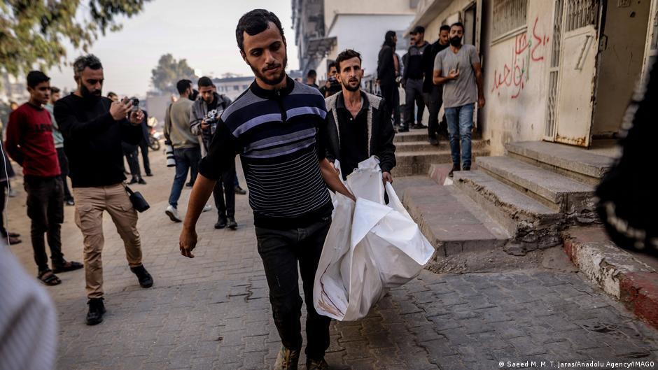 نمایش تونل‌های حماس همزمان با ادامه حملات اسرائیل