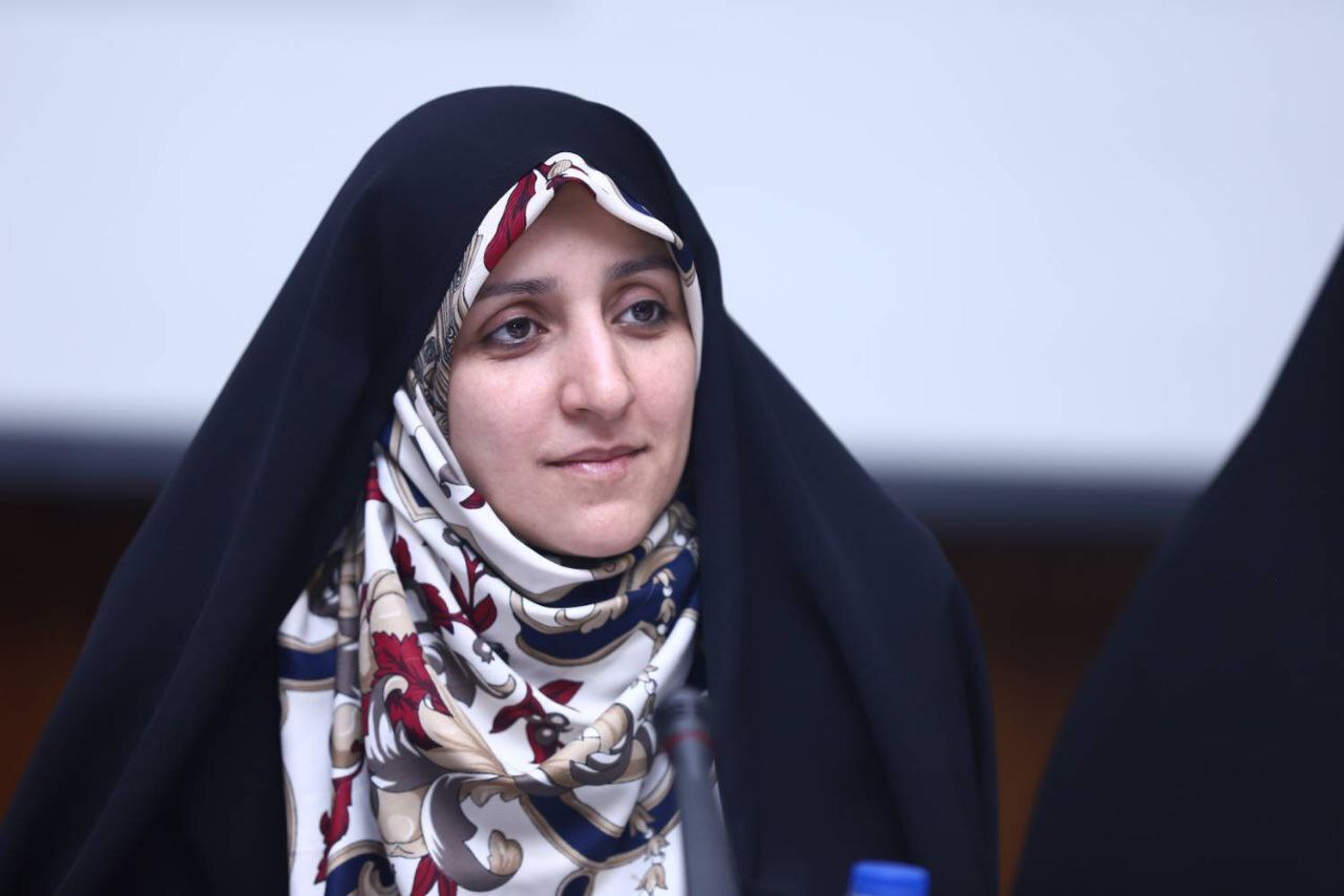 بهروزآذر: هیچ مادری نباید به دلیل جرایم غیرعمد در زندان بماند