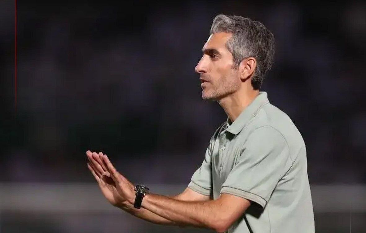 سرمربی سابق استقلال در رفسنجان سرمربی سابق استقلال در رفسنجان