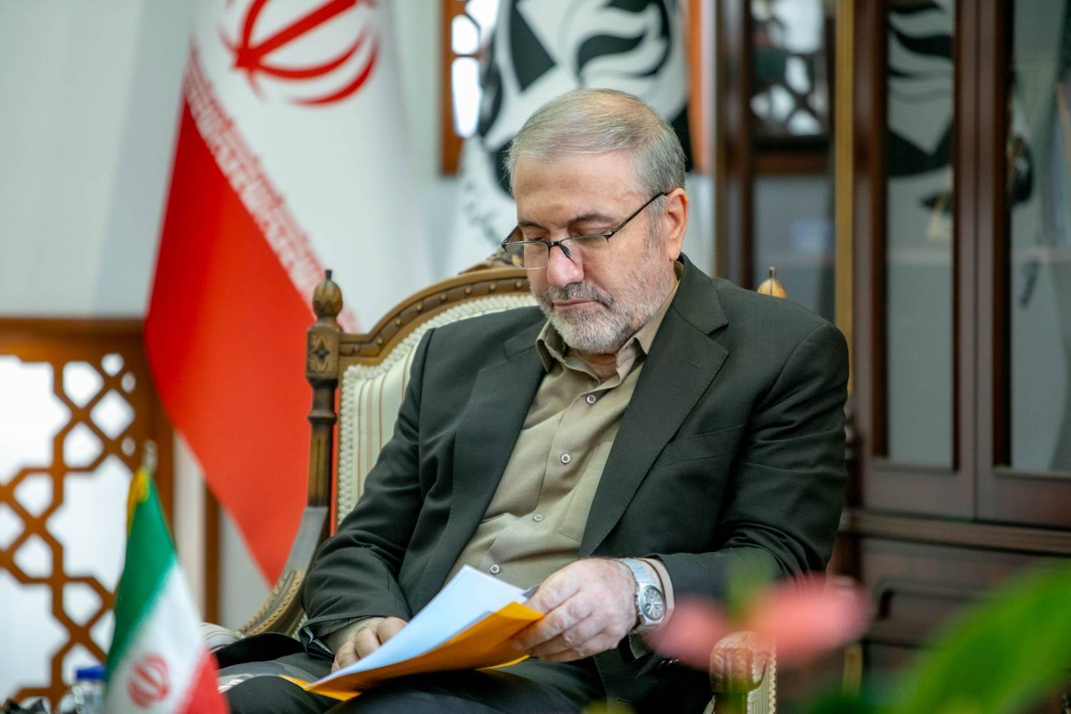 «دانشجویان» کلید حل چالشهای اجتماعی مخصوصا اعتیاد هستند «دانشجویان» کلید حل چالشهای اجتماعی مخصوصا اعتیاد هستند