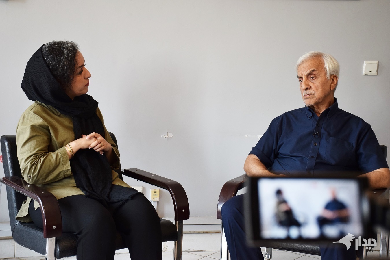 کشور در وضعیت نیمه تعطیل است/ ایران دارد از درون نابود میشود کشور در وضعیت نیمه تعطیل است/ ایران دارد از درون نابود میشود