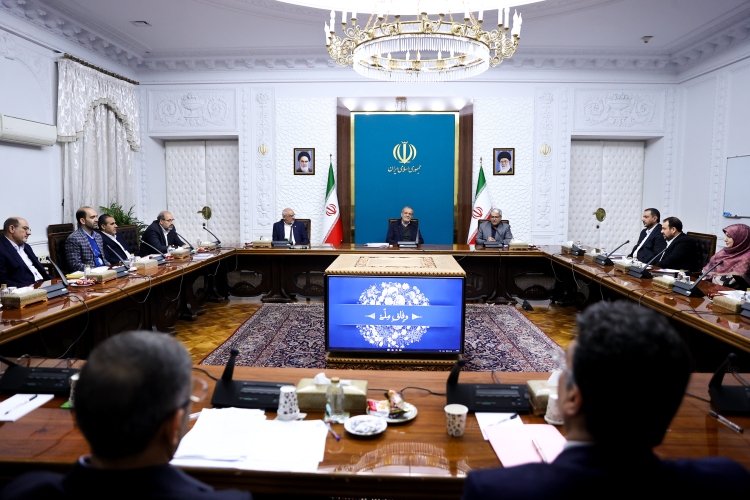 پزشکیان: سیاست‌گذاری بر اساس پشتوانه علمی و تجربی باشد