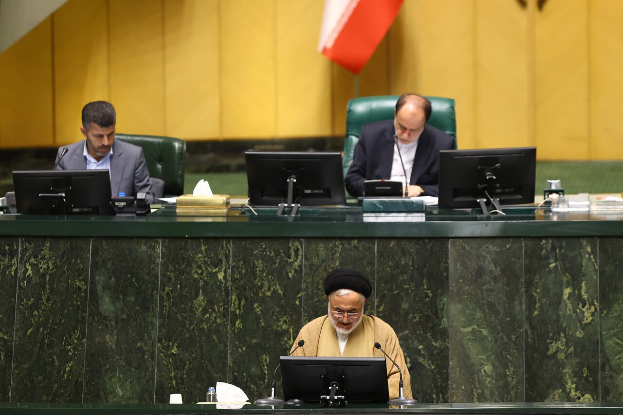 یک نماینده خطاب به مسوولان؛ به گرانی‌های بی‌سابقه و تورم رسیدگی کنید