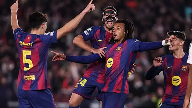 بارسا از جهنم ژرمن‌ها گریخت/ پاس گل طارمی، لیورپول در میلان نفس کشید