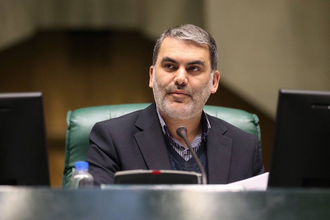 پیشنهاد افزایش حقوق‌ها با دولت، تصویب با مجلس