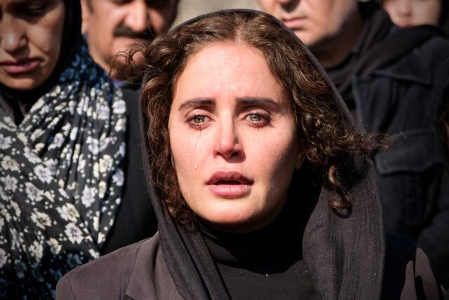 الناز شاکردوست در «عروس چشمه» الناز شاکردوست در «عروس چشمه»