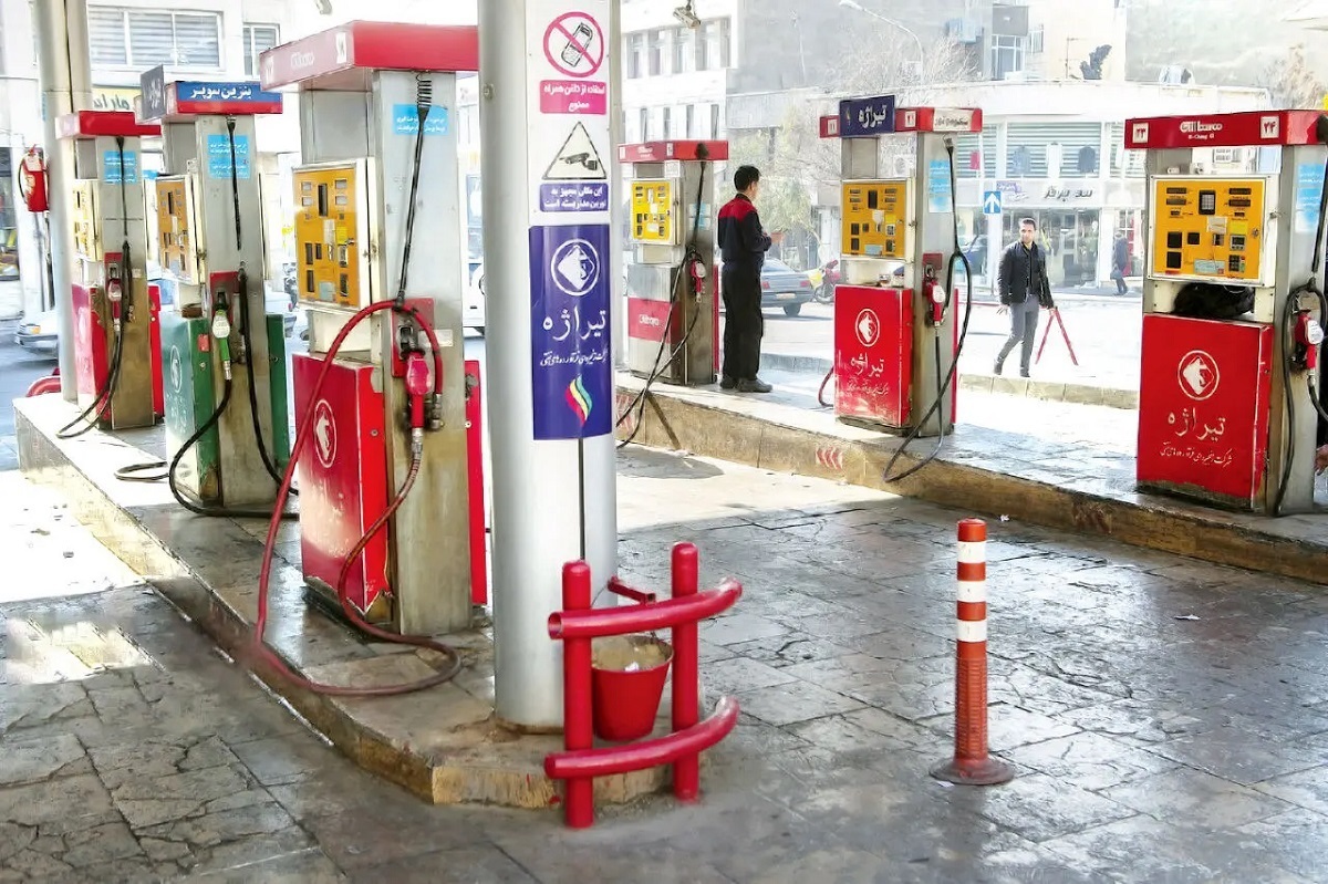 مدل بهینه افزایش قیمت بنزین؛ باید به مردم اطمینان داد مدل بهینه افزایش قیمت بنزین؛ باید به مردم اطمینان داد