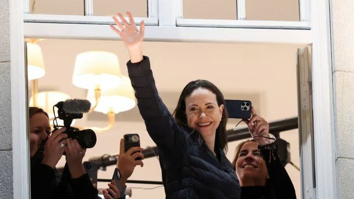 ماچادو در انظار عمومی ظاهر شد ماچادو در انظار عمومی ظاهر شد