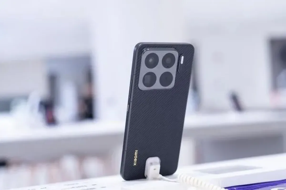 مشکلات اقتصادی؛ تمایل مردم به گوشی دست‌دوم و تعمیرات!