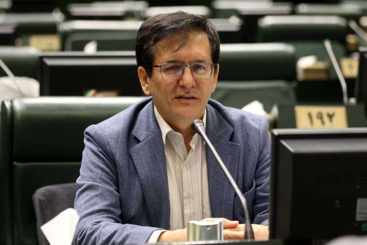 رئیسجمهور باید برخی از وزیران را جابجا کند رئیسجمهور باید برخی از وزیران را جابجا کند