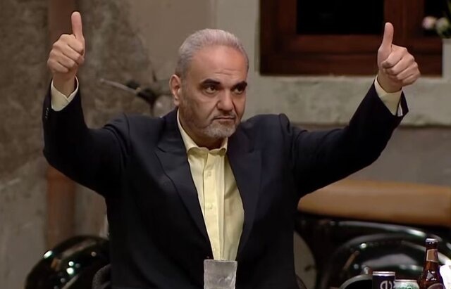 آقا جواد، خودت نان همین فوتبال را خوردی!