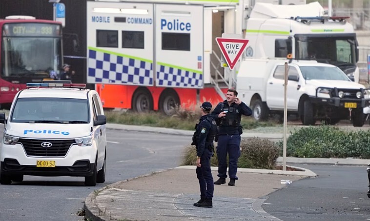 احتمال ارتباط داعش با تیراندازی مرگبار سیدنی؛ «آنها در استرالیا فعال بودند» احتمال ارتباط داعش با تیراندازی مرگبار سیدنی؛ «آنها در استرالیا فعال بودند»