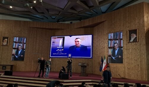 پیکر «کامران فانی» در خانه ابدی آرام گرفت پیکر «کامران فانی» در خانه ابدی آرام گرفت