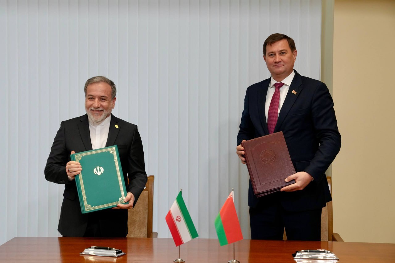 دیدار عراقچی با رئیسجمهور و وزیر خارجه بلاروس دیدار عراقچی با رئیسجمهور و وزیر خارجه بلاروس