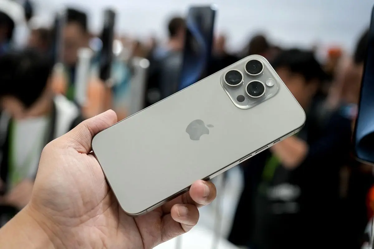 هزینه رجیستری آیفون سر به فلک کشید هزینه رجیستری آیفون سر به فلک کشید