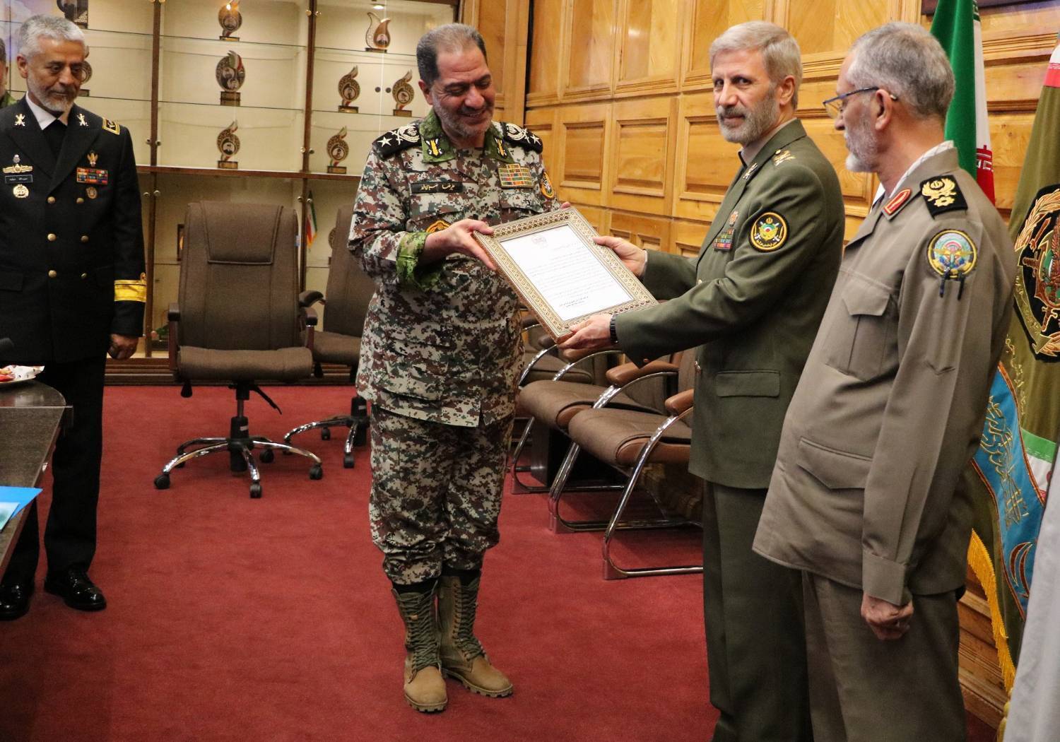 فرماندهان جدید نیروی هوایی و پدافند هوایی مشخص شدند