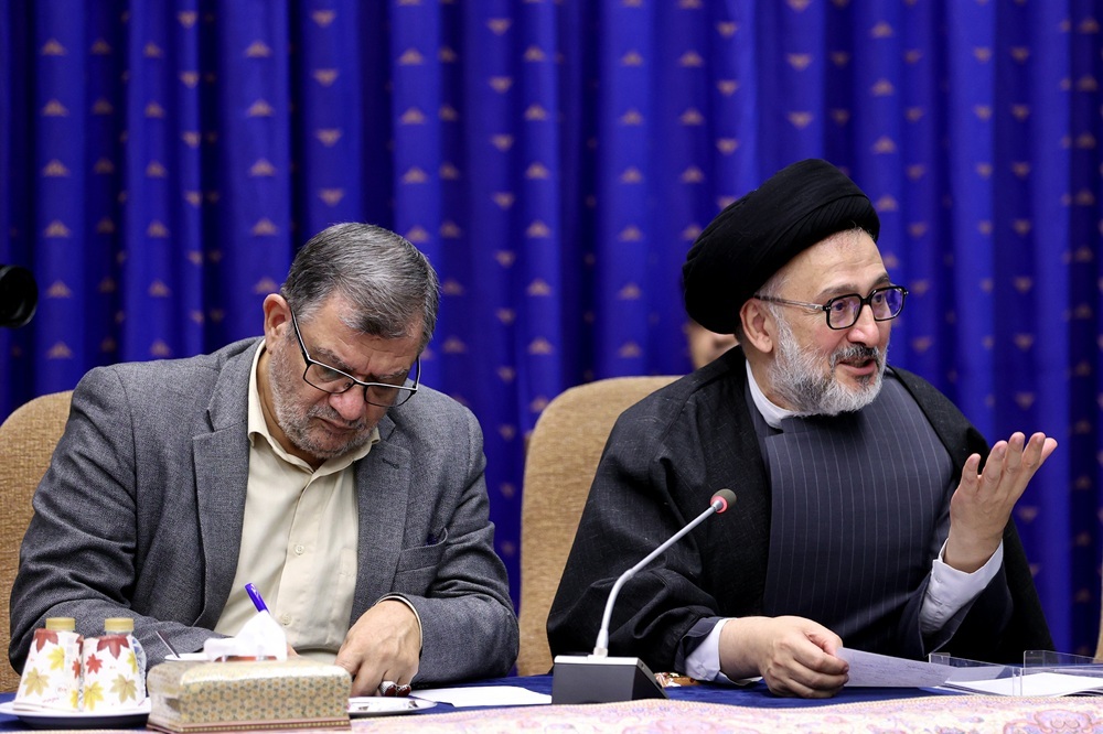 روایت ابطحی از جلسه با رئیس‌جمهور؛ نسل جدید از همه ما گذر کرده‌اند