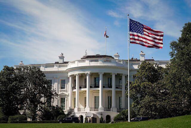 ادعای یک رسانه درباره اقدام جنجالی آمریکا؛ ممنوعیت ورود هواداران ایران